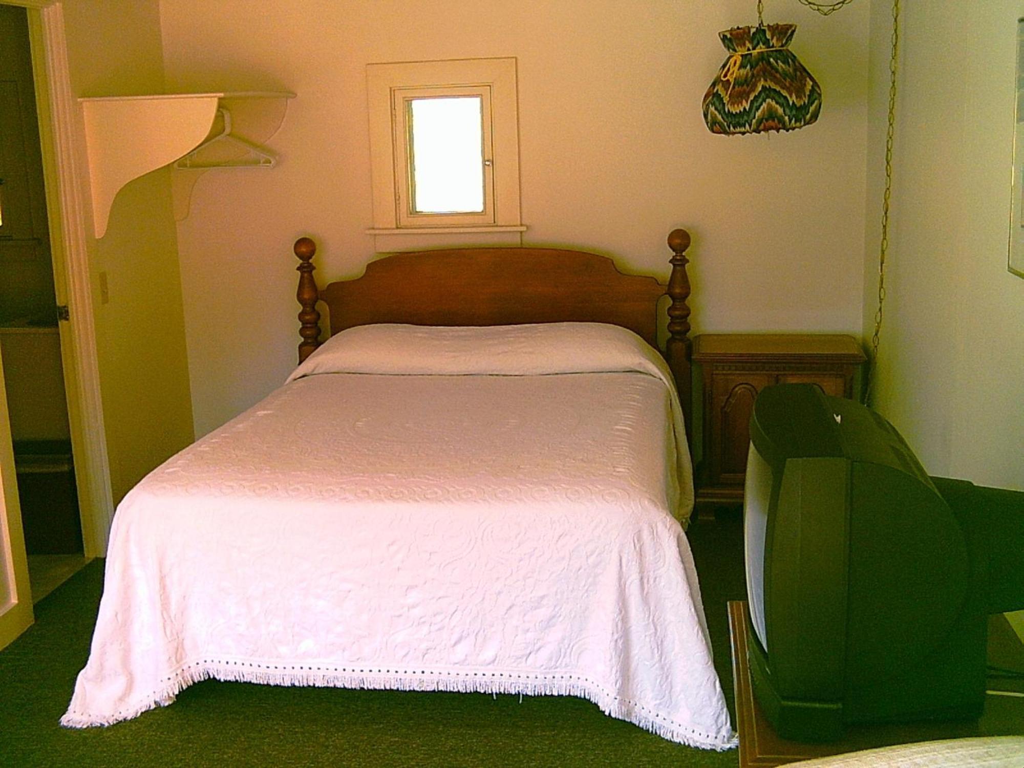 Picket Fence Motel St. Andrews By The Sea エクステリア 写真